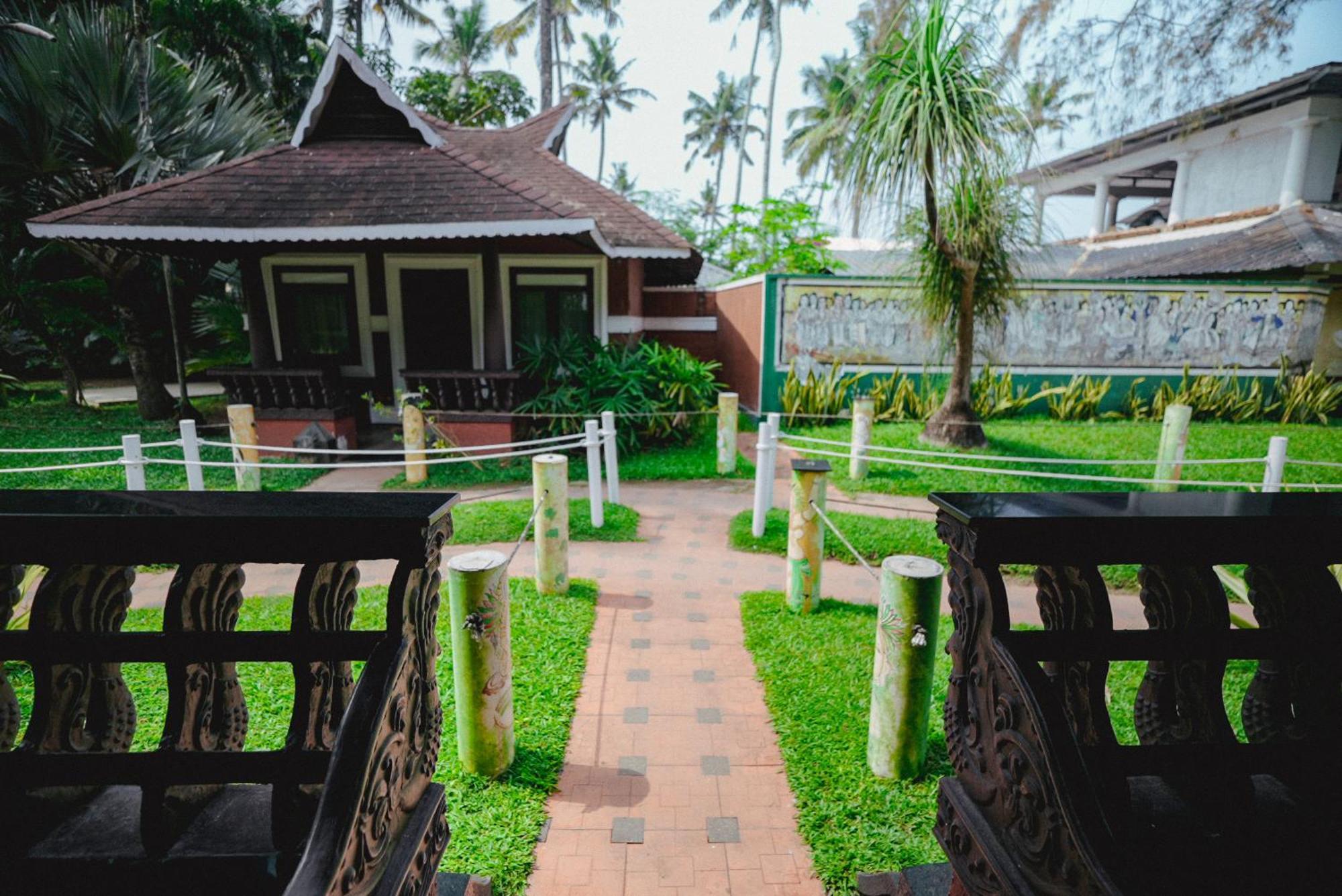 Clafouti Beach Resort - A Seafacing Resort Varkala Exterior photo