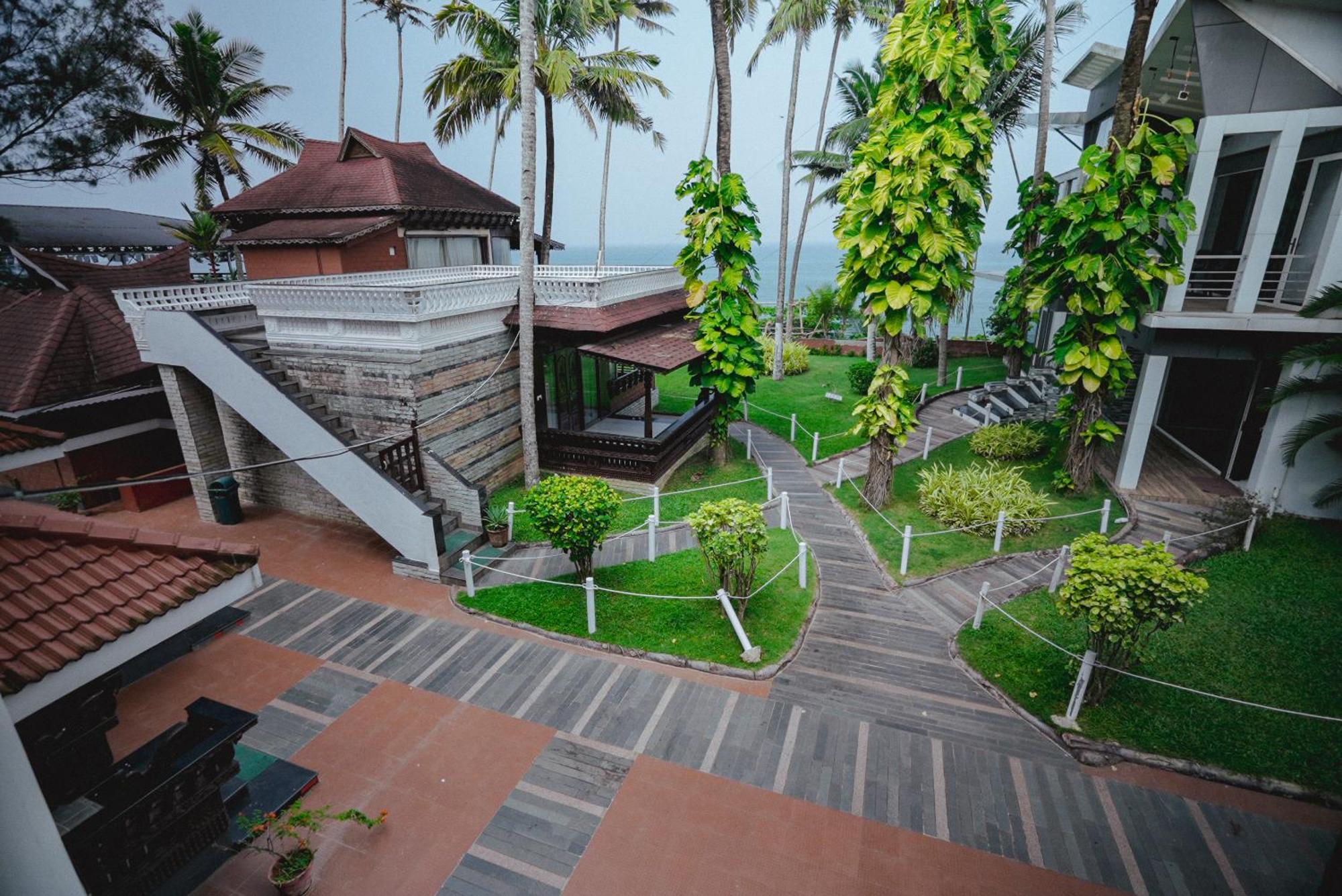 Clafouti Beach Resort - A Seafacing Resort Varkala Exterior photo