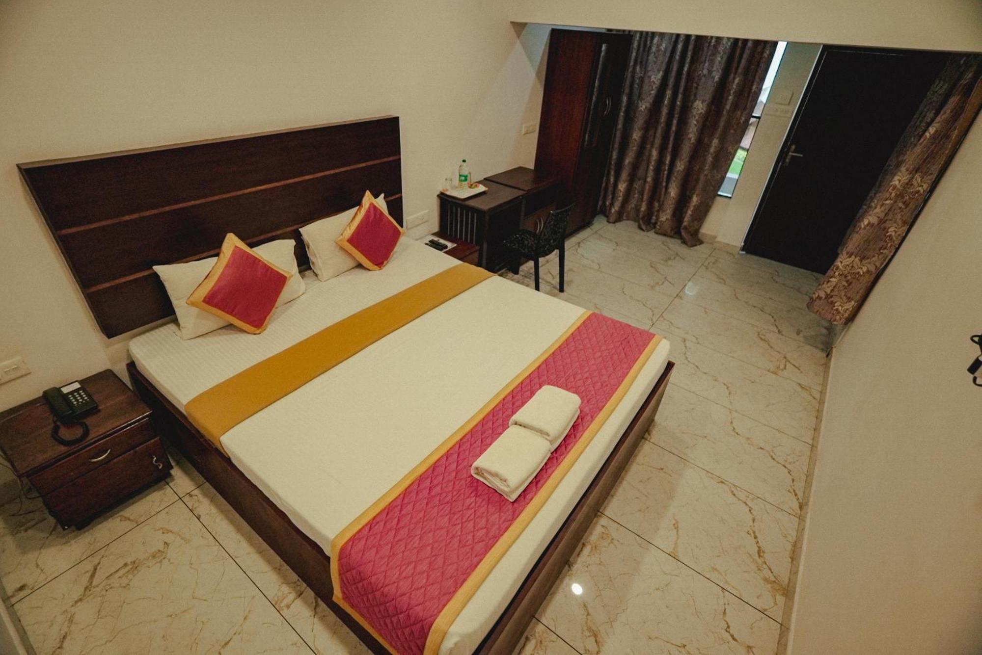 Clafouti Beach Resort - A Seafacing Resort Varkala Exterior photo