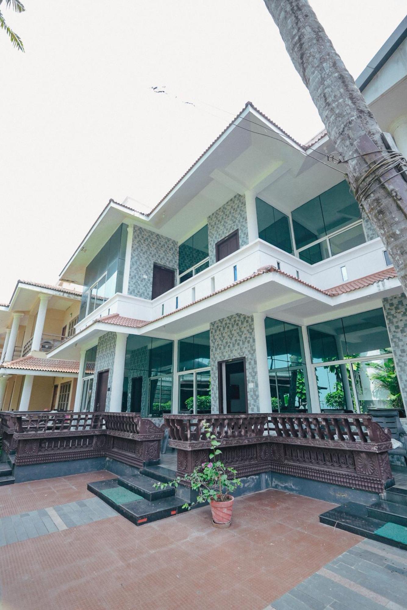 Clafouti Beach Resort - A Seafacing Resort Varkala Exterior photo