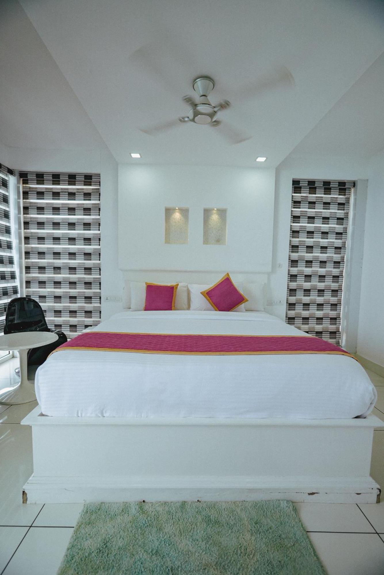 Clafouti Beach Resort - A Seafacing Resort Varkala Exterior photo