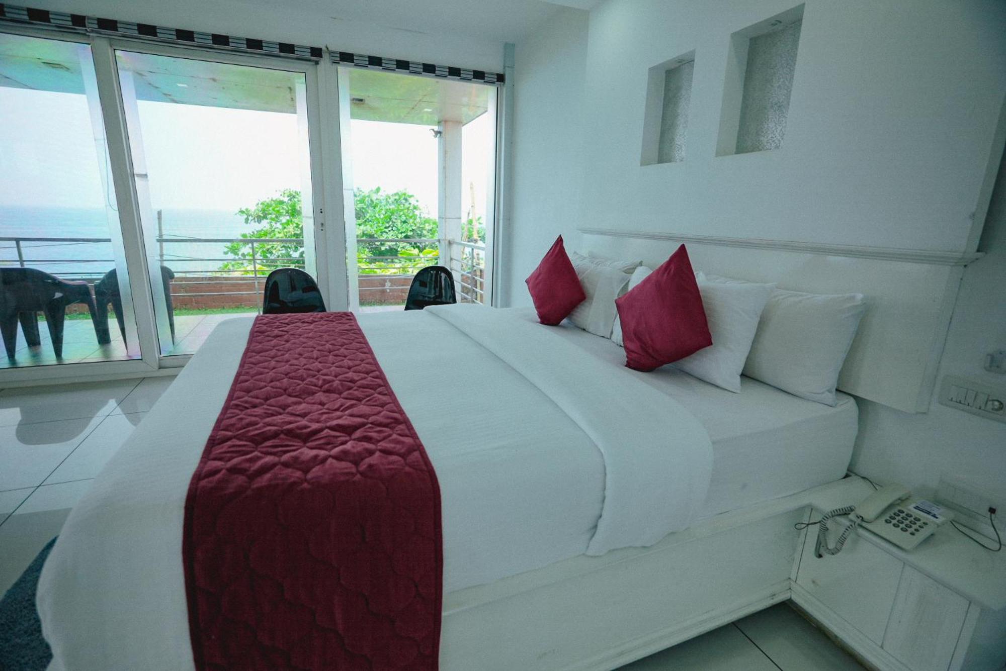 Clafouti Beach Resort - A Seafacing Resort Varkala Exterior photo