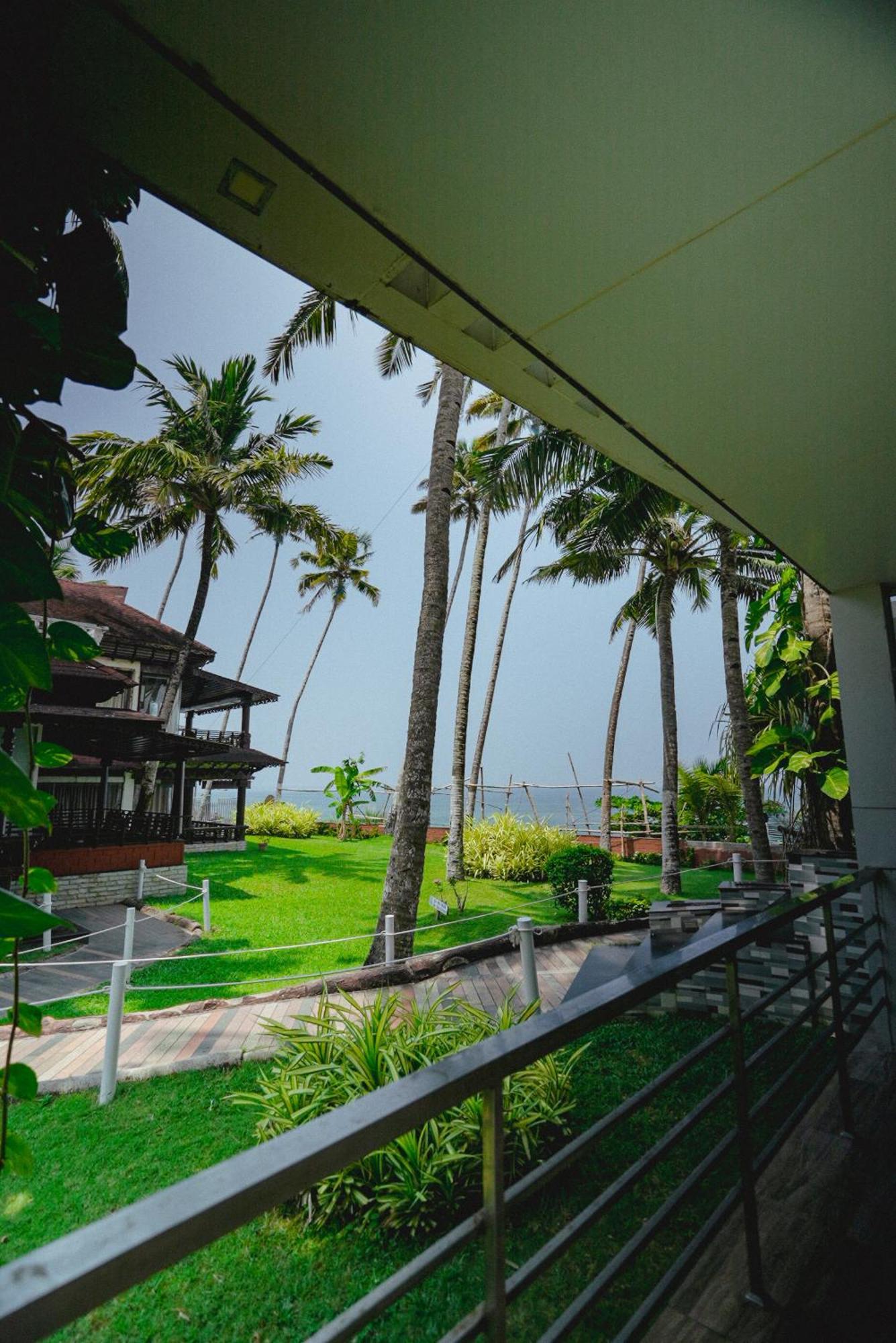 Clafouti Beach Resort - A Seafacing Resort Varkala Exterior photo